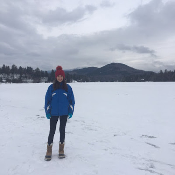 Meet your Posher, Kayla - Picture 1 of 1